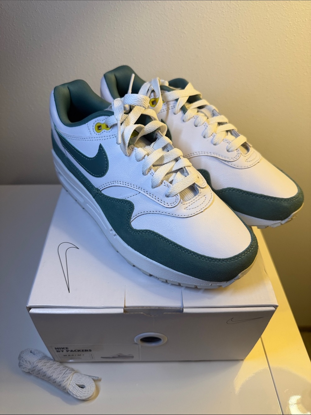 Nike White & Teal Low-Top Sneakers — Clean Retro Style Nike by Green Bay Packers